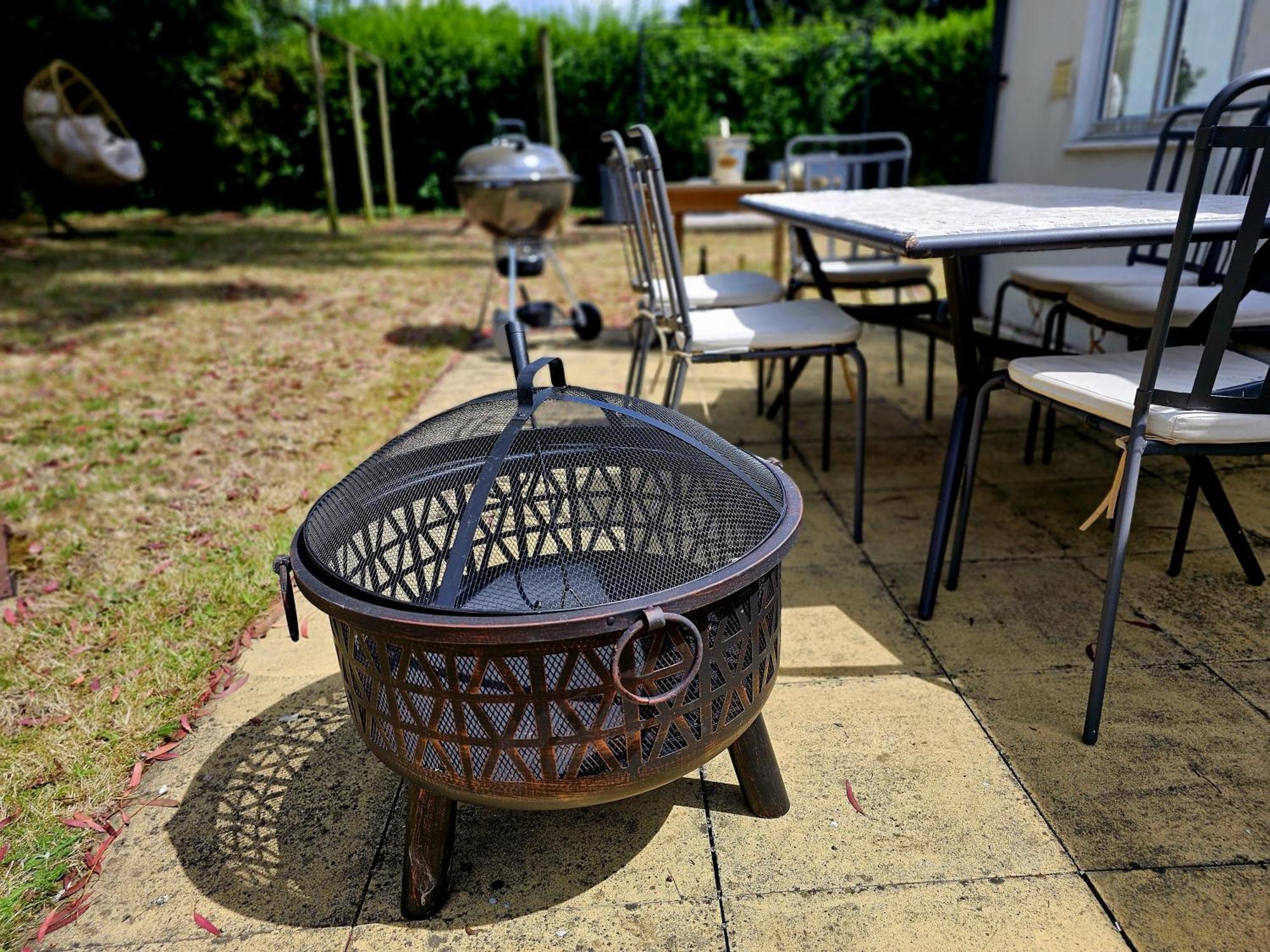 English Farmhouse Cottage Guildford Extérieur photo