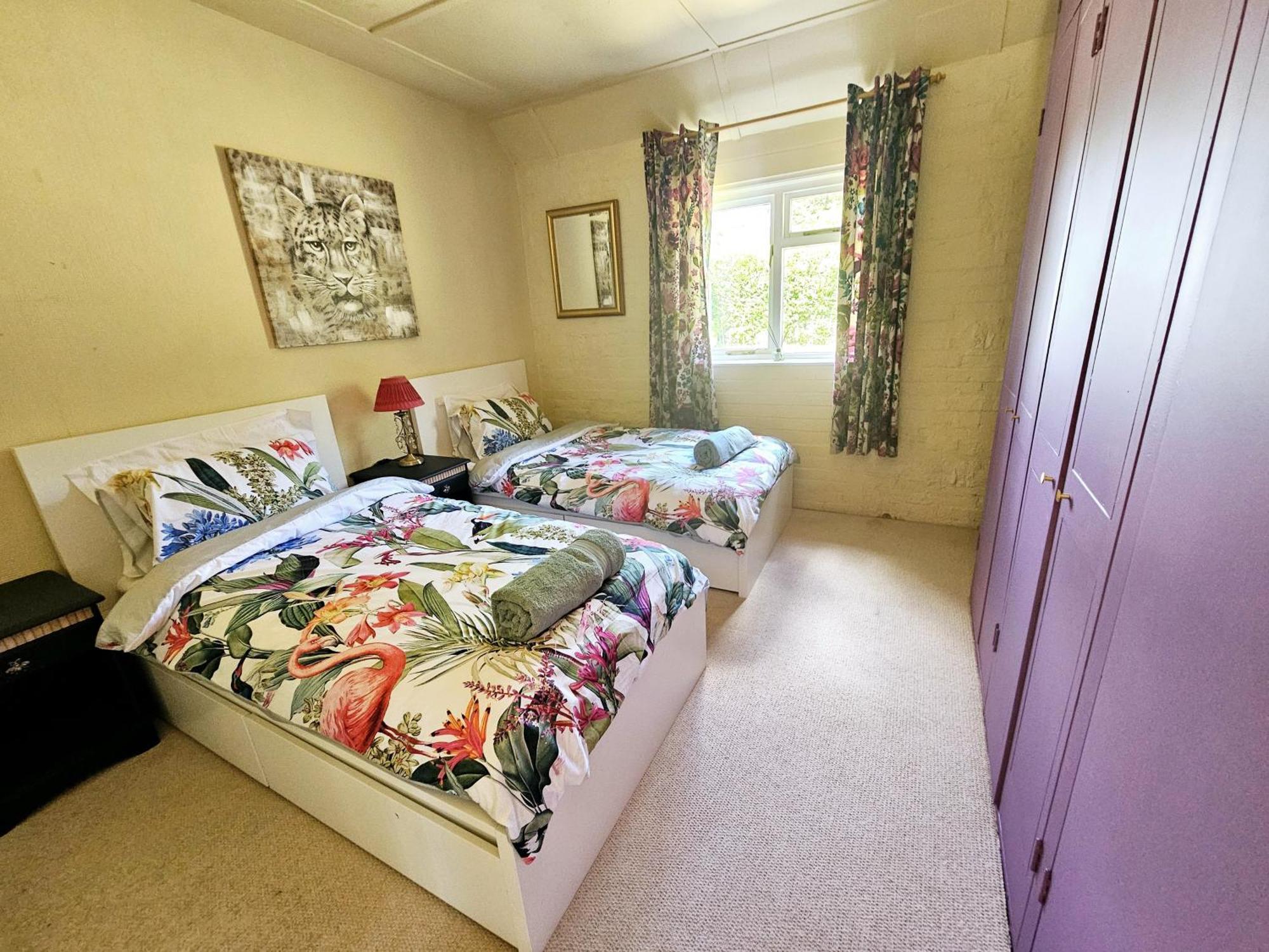 English Farmhouse Cottage Guildford Extérieur photo