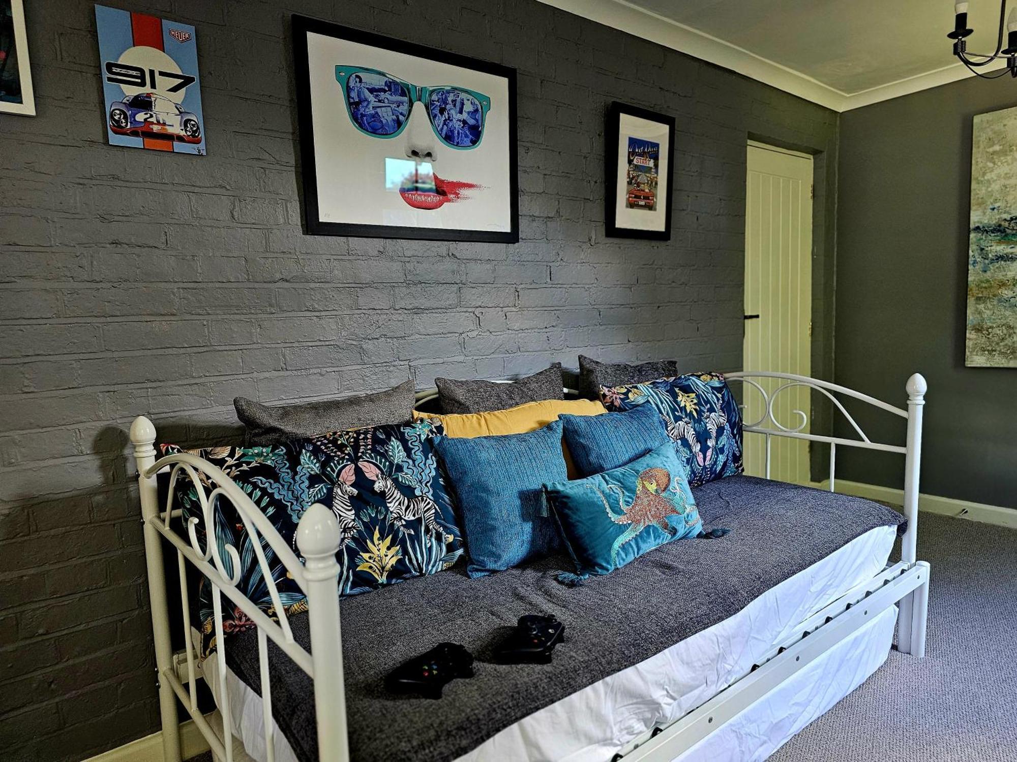 English Farmhouse Cottage Guildford Extérieur photo