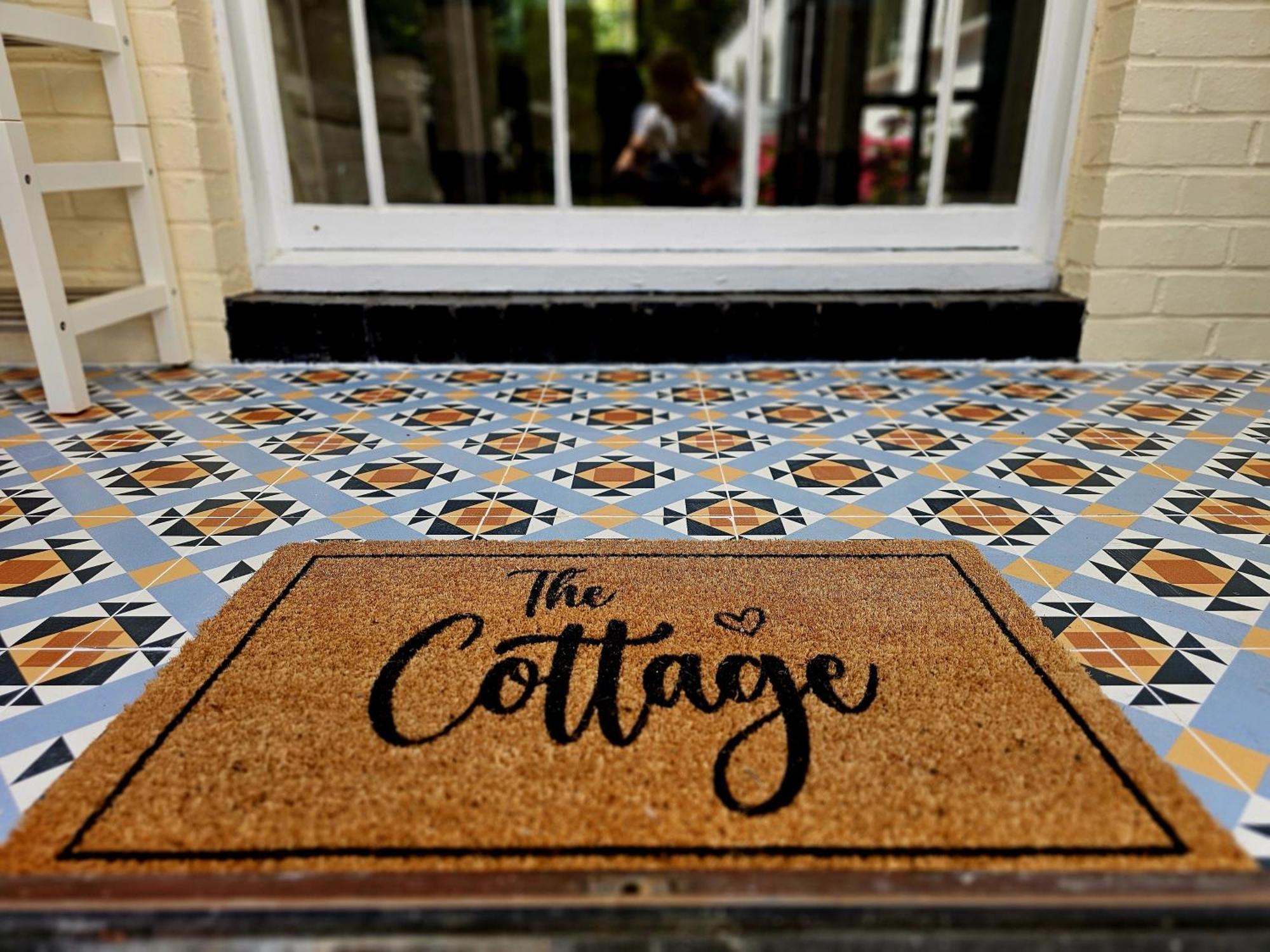 English Farmhouse Cottage Guildford Extérieur photo