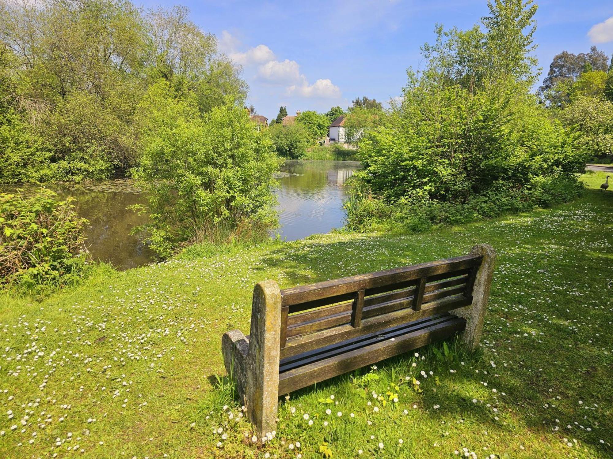 English Farmhouse Cottage Guildford Extérieur photo