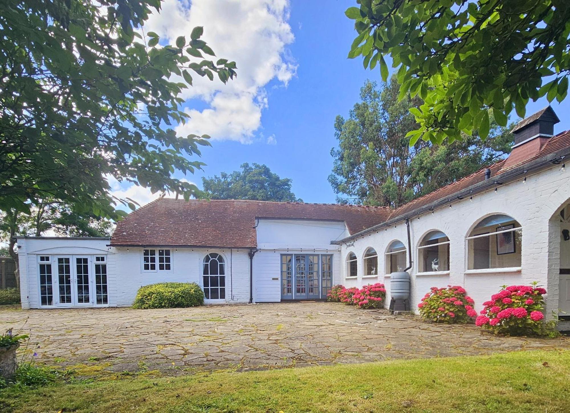 English Farmhouse Cottage Guildford Extérieur photo